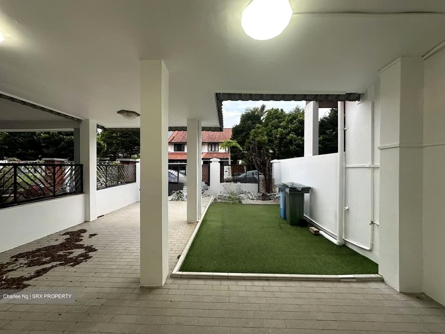 Sennett Estate (D13), Terrace #546670911